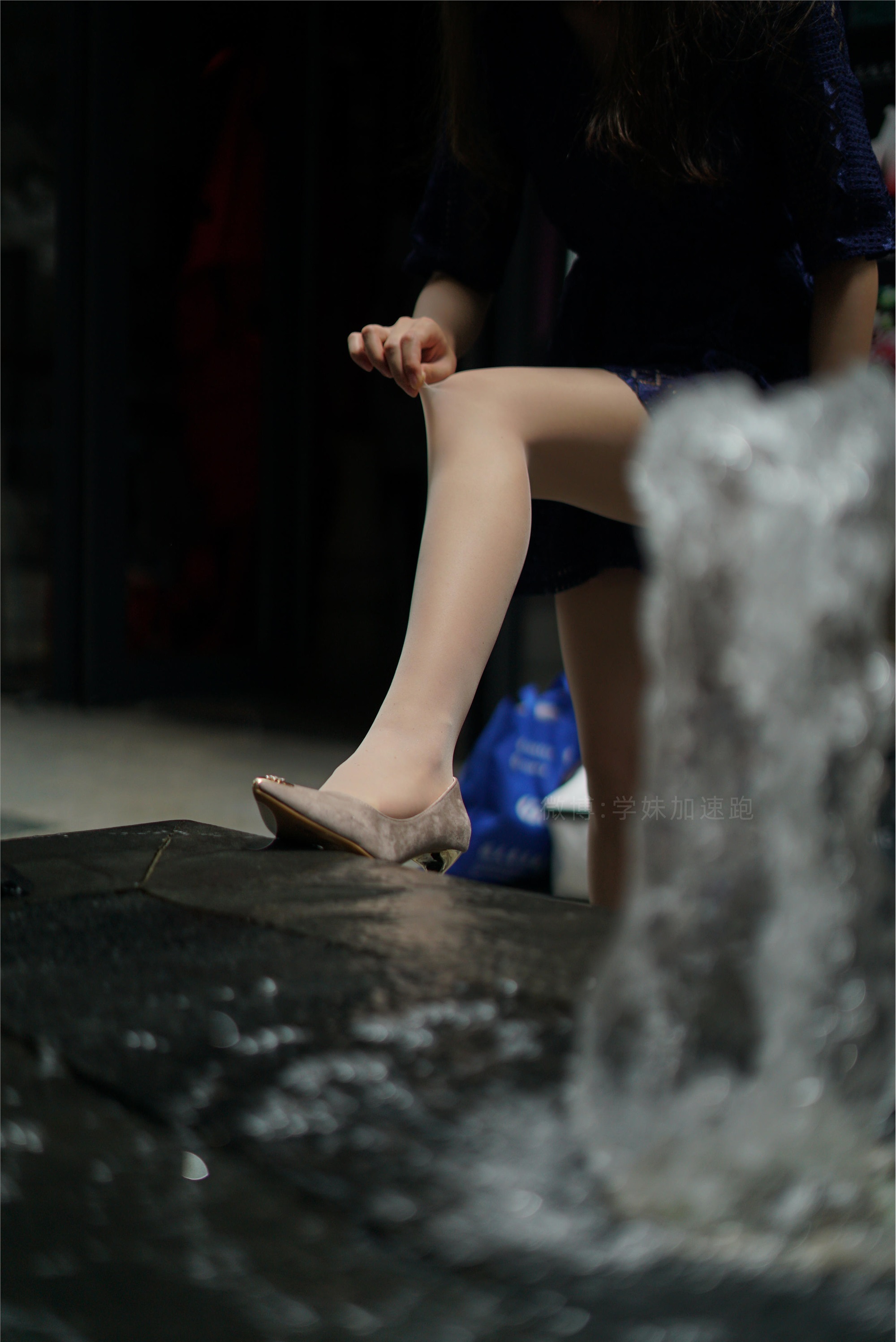 学妹加速跑 XM050《艳阳下的美-敏儿》